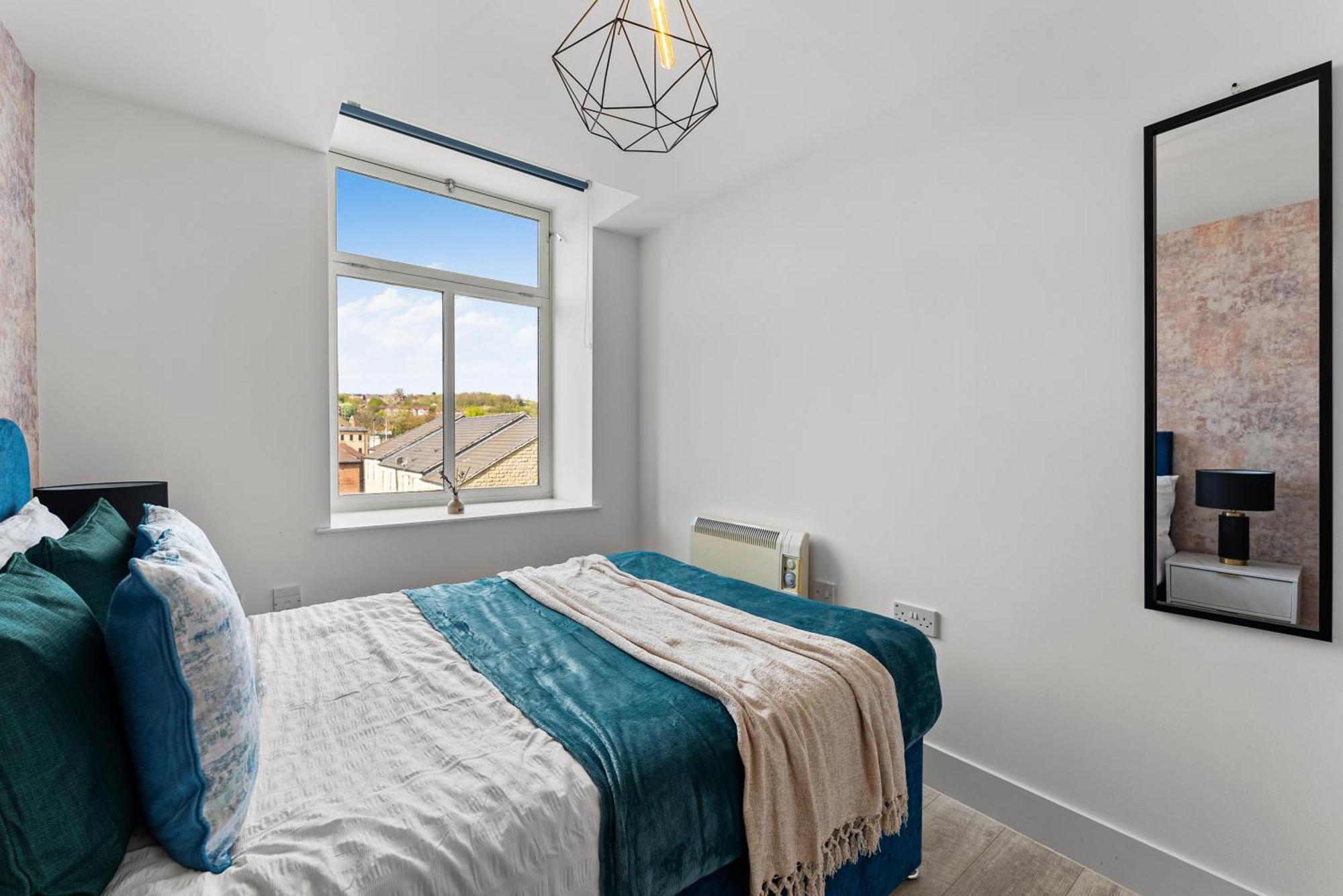 30 Percent Off! Beautiful Apartment In Dewsbury - Sleeps 6 Leeds  Exterior photo