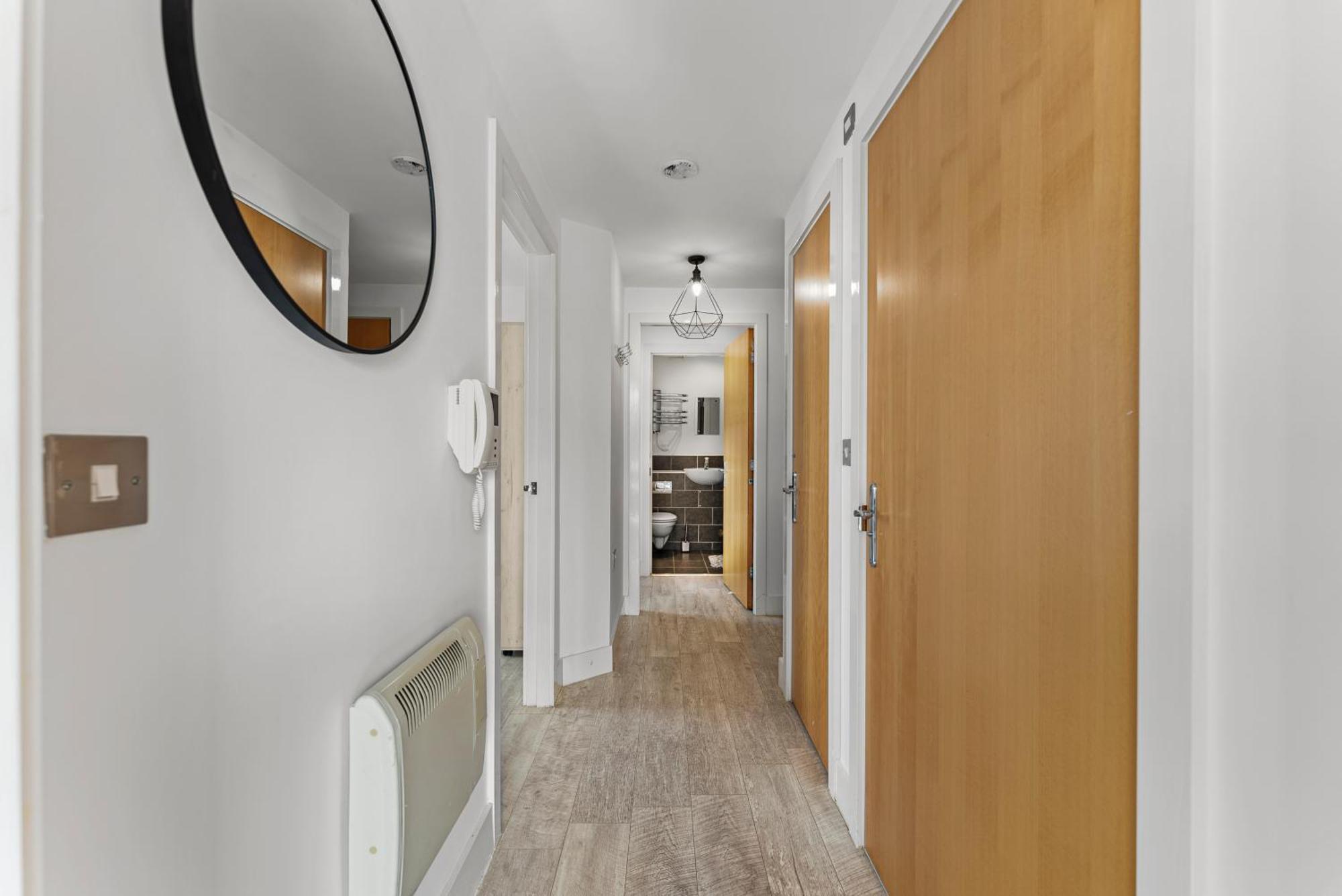 30 Percent Off! Beautiful Apartment In Dewsbury - Sleeps 6 Leeds  Exterior photo